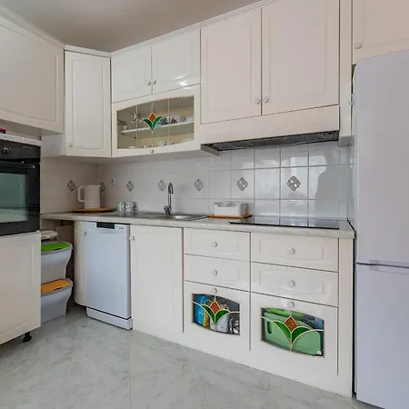 Apartment Marea Seaview 4th Floor Free Parking Self Check In